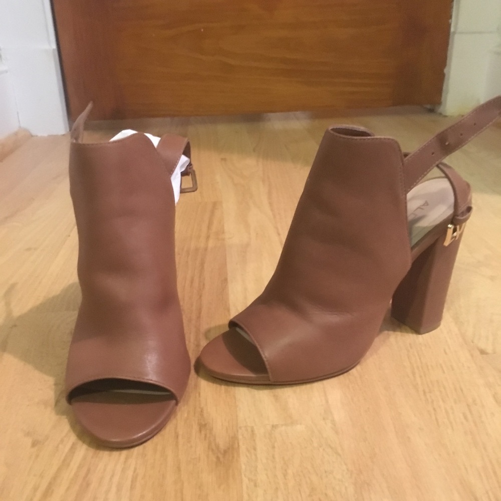 Aldo cognac heels